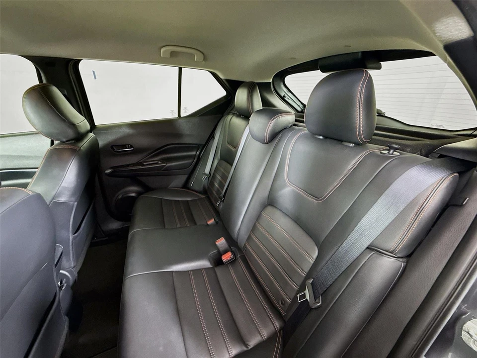 2020 Nissan Kicks - Image 20 of 21