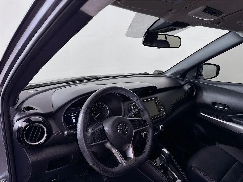 2020 Nissan Kicks - Image 9 of 21