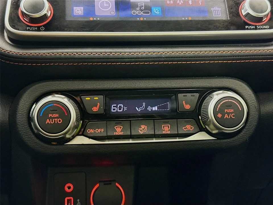 2020 Nissan Kicks - Image 14 of 21