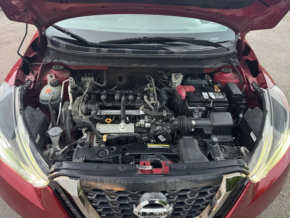 2020 Nissan Kicks - Image 28 of 31