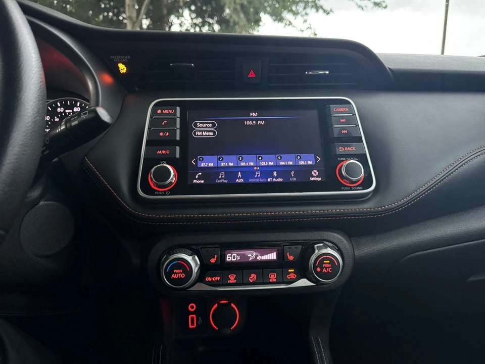 2020 Nissan Kicks - Image 16 of 31