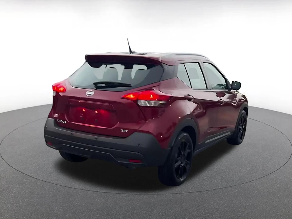 2020 Nissan Kicks - Image 13 of 31