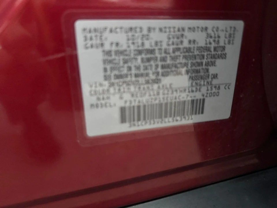 2020 Nissan Kicks - Image 25 of 31