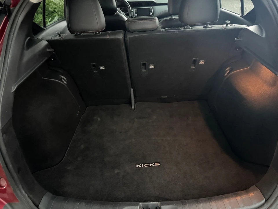 2020 Nissan Kicks - Image 27 of 31