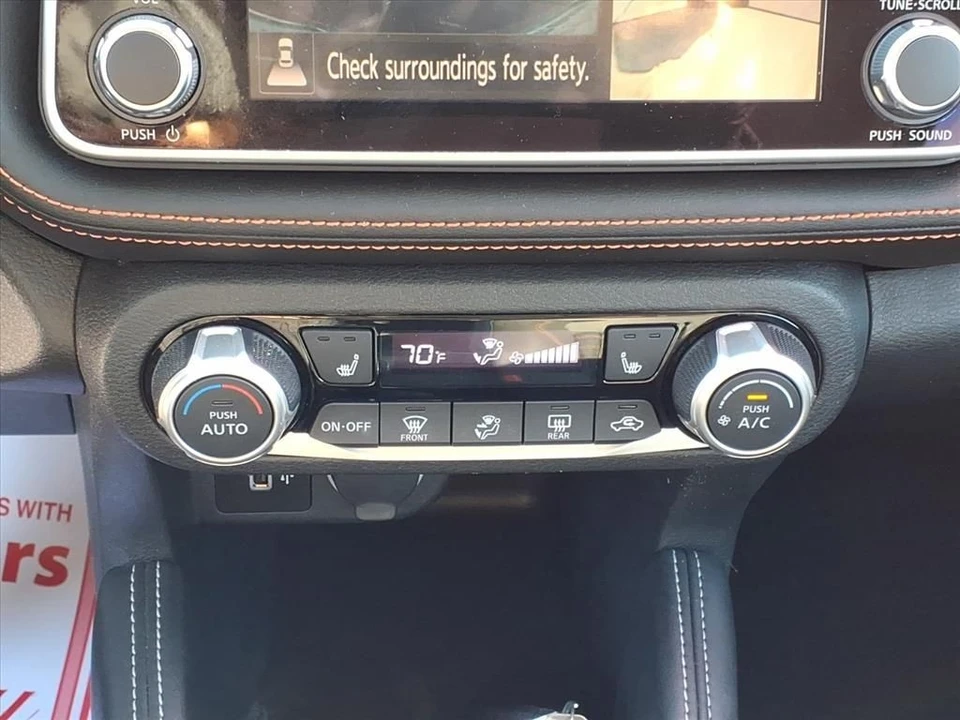 2020 Nissan Kicks - Image 11 of 12