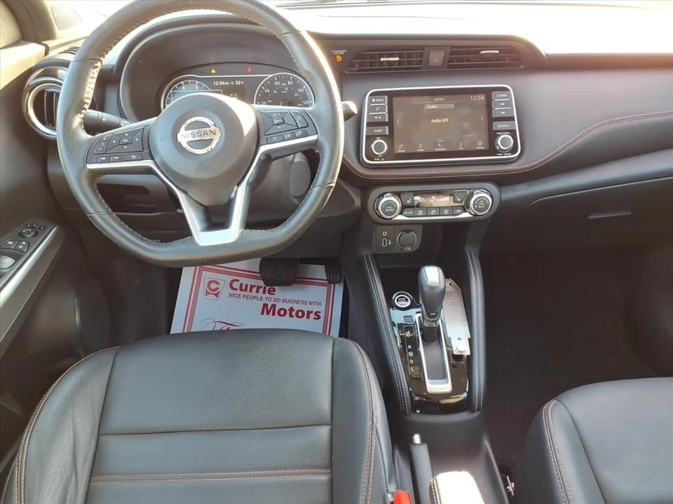 2020 Nissan Kicks - Image 9 of 12
