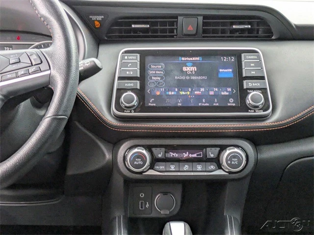 2020 Nissan Kicks - Image 18 of 21