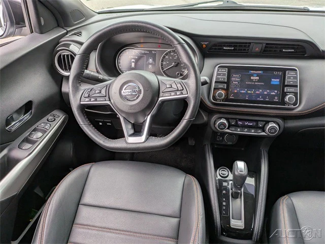2020 Nissan Kicks - Image 16 of 21