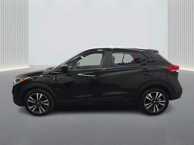 2020 Nissan Kicks - Image 2 of 12