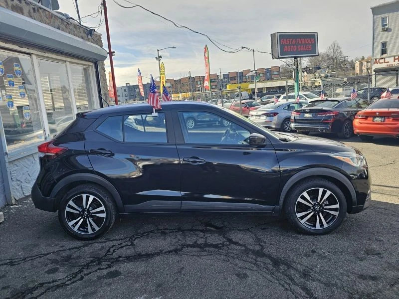 2020 Nissan Kicks - Image 5 of 12