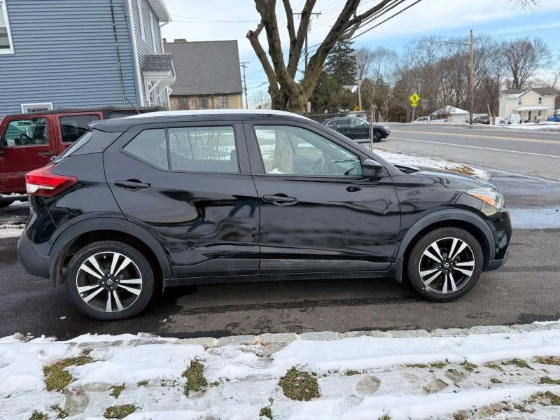 2020 Nissan Kicks - Image 4 of 12