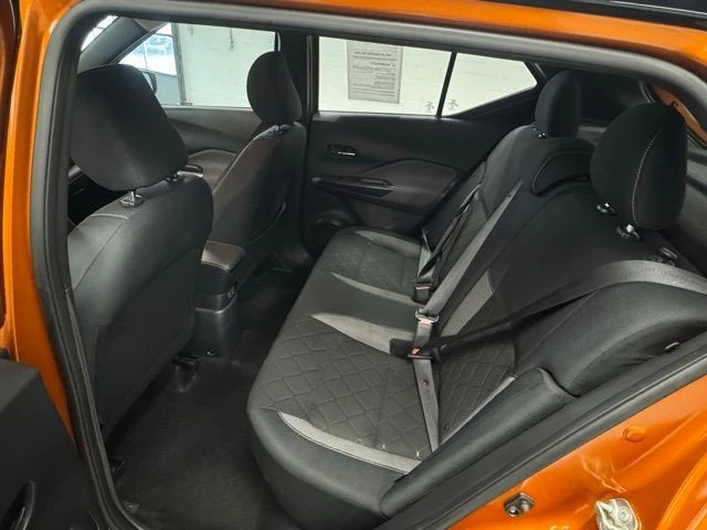 2020 Nissan Kicks - Image 11 of 12