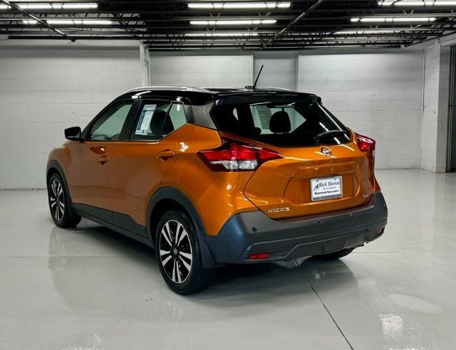 2020 Nissan Kicks - Image 3 of 12
