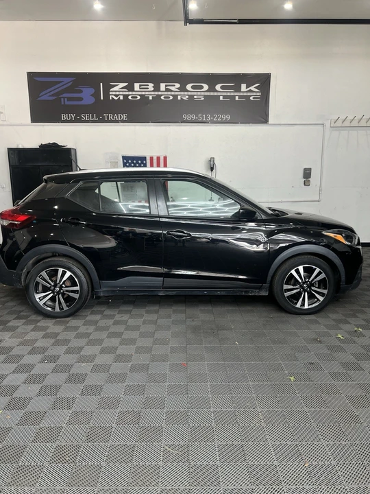 2020 Nissan Kicks - Image 2 of 10