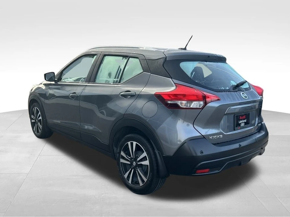 2020 Nissan Kicks - Image 6 of 12