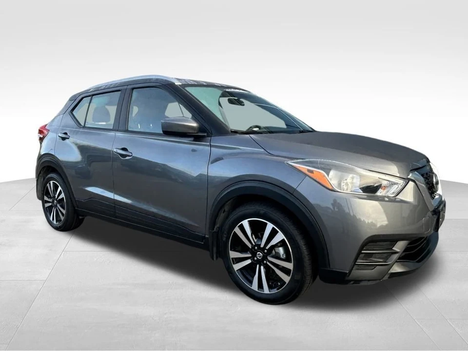 2020 Nissan Kicks - Image 2 of 12