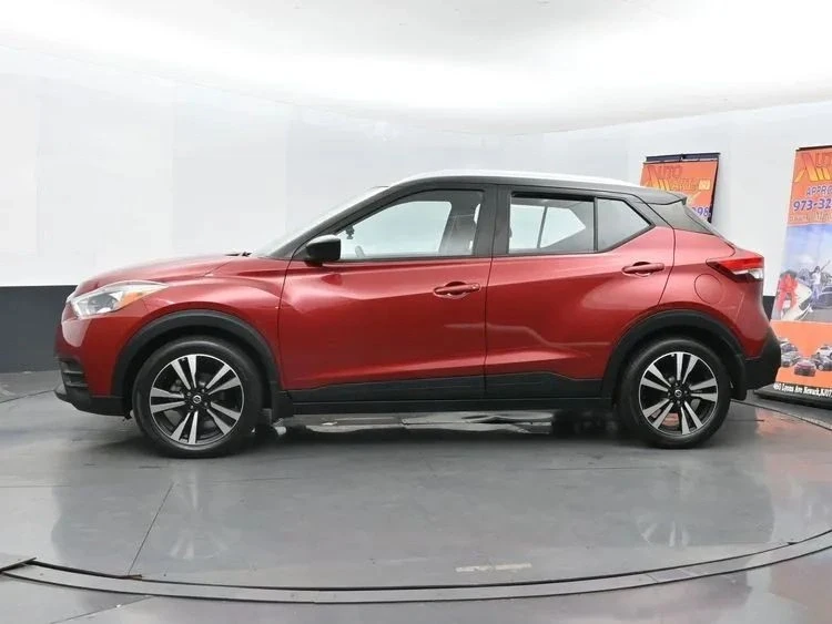2020 Nissan Kicks - Image 5 of 12