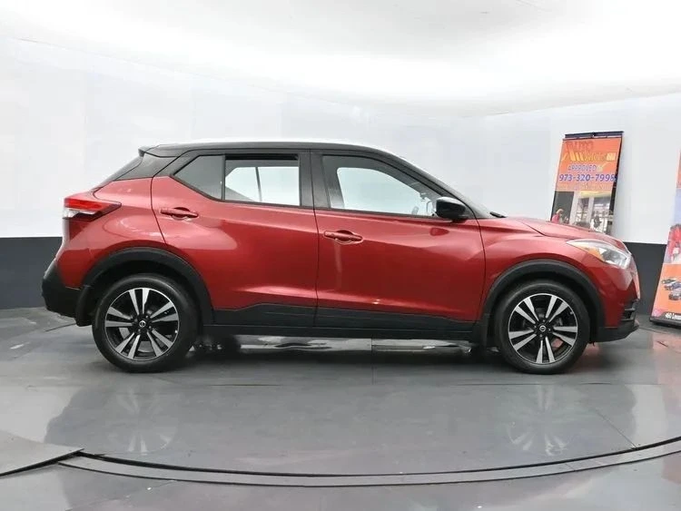 2020 Nissan Kicks - Image 4 of 12