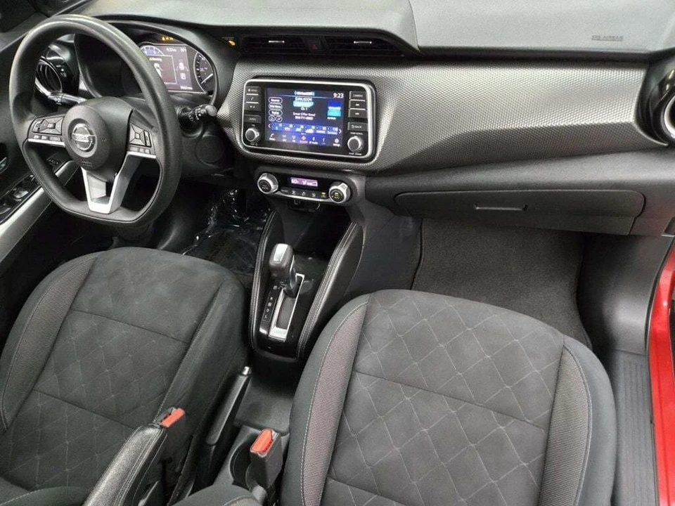 2020 Nissan Kicks - Image 12 of 20
