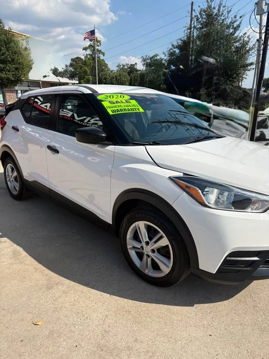 2020 Nissan Kicks - Image 2 of 6
