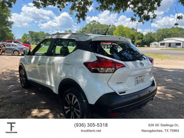 2020 Nissan Kicks - Image 4 of 15