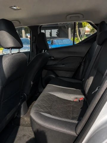 2020 Nissan Kicks - Image 14 of 19