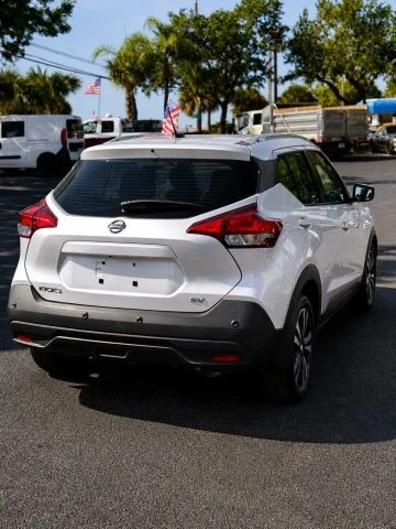 2020 Nissan Kicks - Image 4 of 19