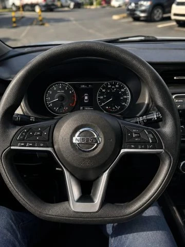2020 Nissan Kicks - Image 9 of 19