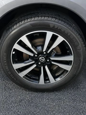 2020 Nissan Kicks - Image 17 of 19