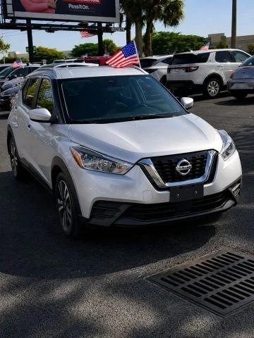 2020 Nissan Kicks - Image 3 of 19