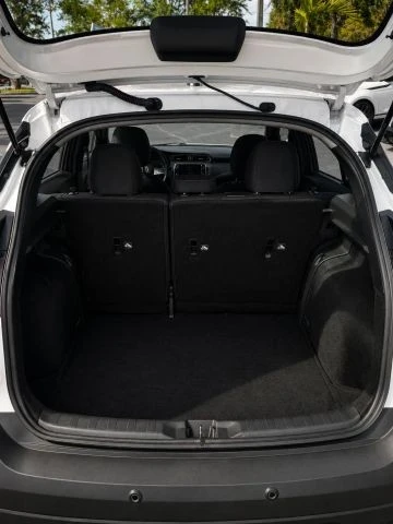 2020 Nissan Kicks - Image 19 of 19