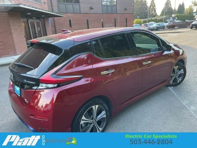 2020 Nissan Leaf - Image 11 of 21