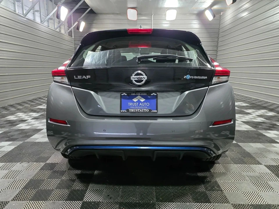 2020 Nissan Leaf - Image 6 of 12