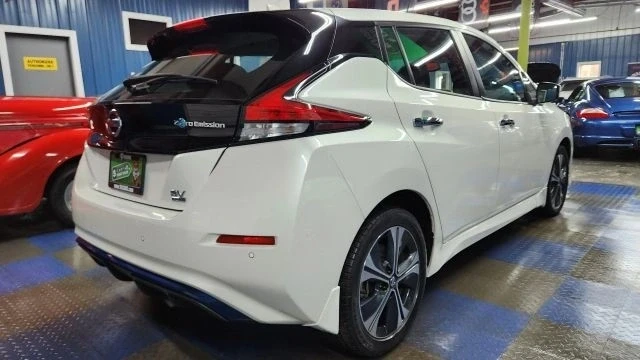 2020 Nissan Leaf - Image 3 of 12