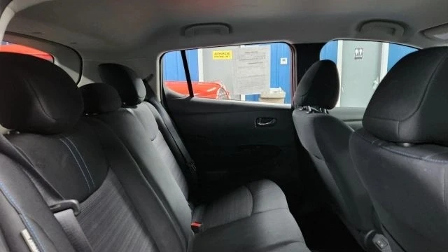 2020 Nissan Leaf - Image 11 of 12