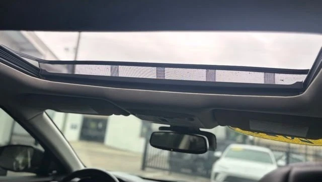 2020 Nissan Maxima 8th Gen - Image 16 of 20