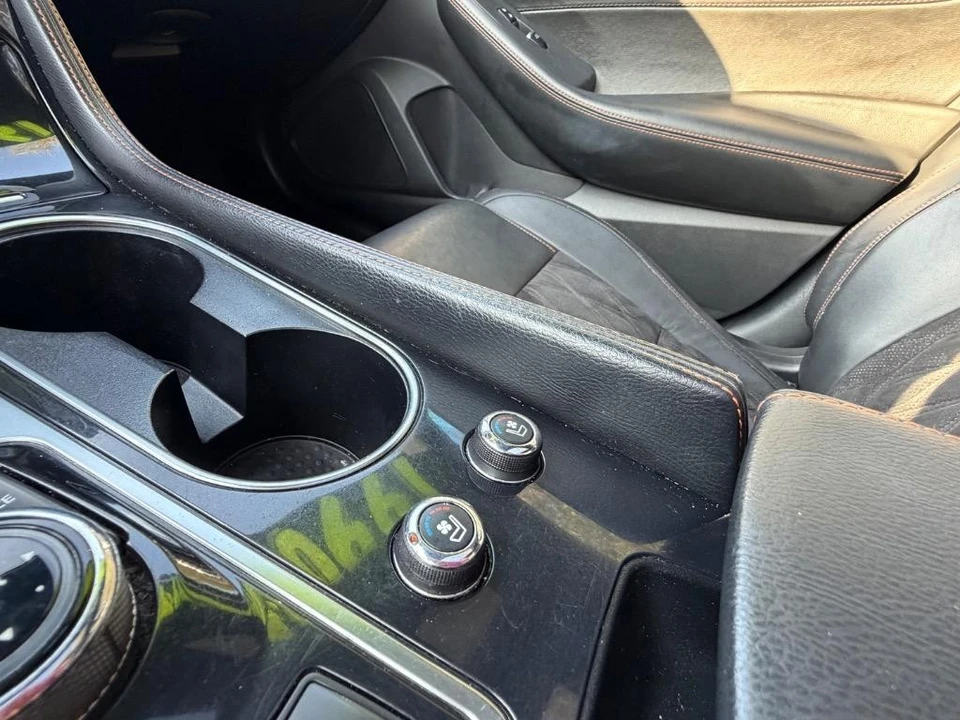 2020 Nissan Maxima 8th Gen - Image 15 of 21