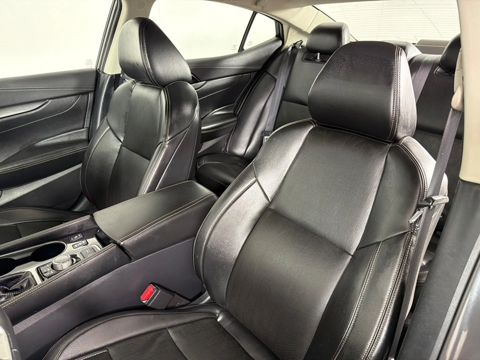 2020 Nissan Maxima 8th Gen - Image 10 of 21
