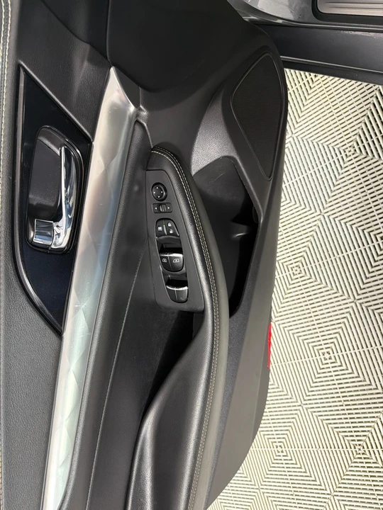 2020 Nissan Maxima 8th Gen - Image 9 of 21