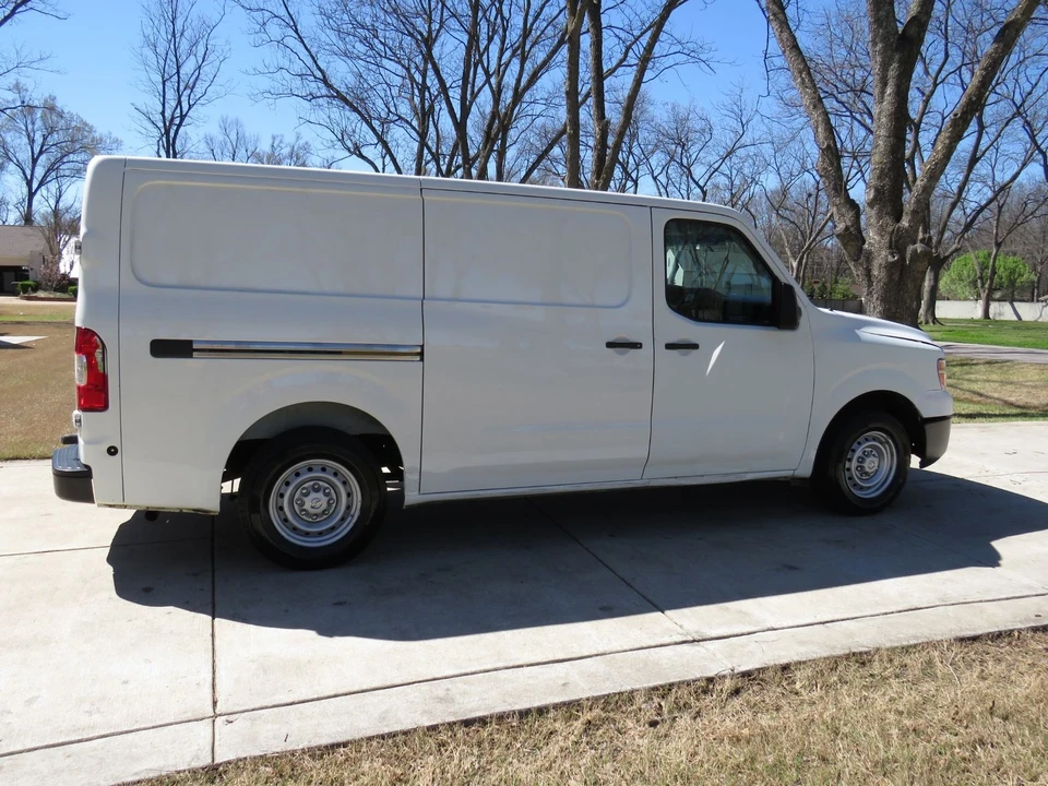 2020 Nissan NV1500 - Image 9 of 12