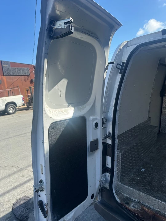 2020 Nissan NV1500 - Image 8 of 13