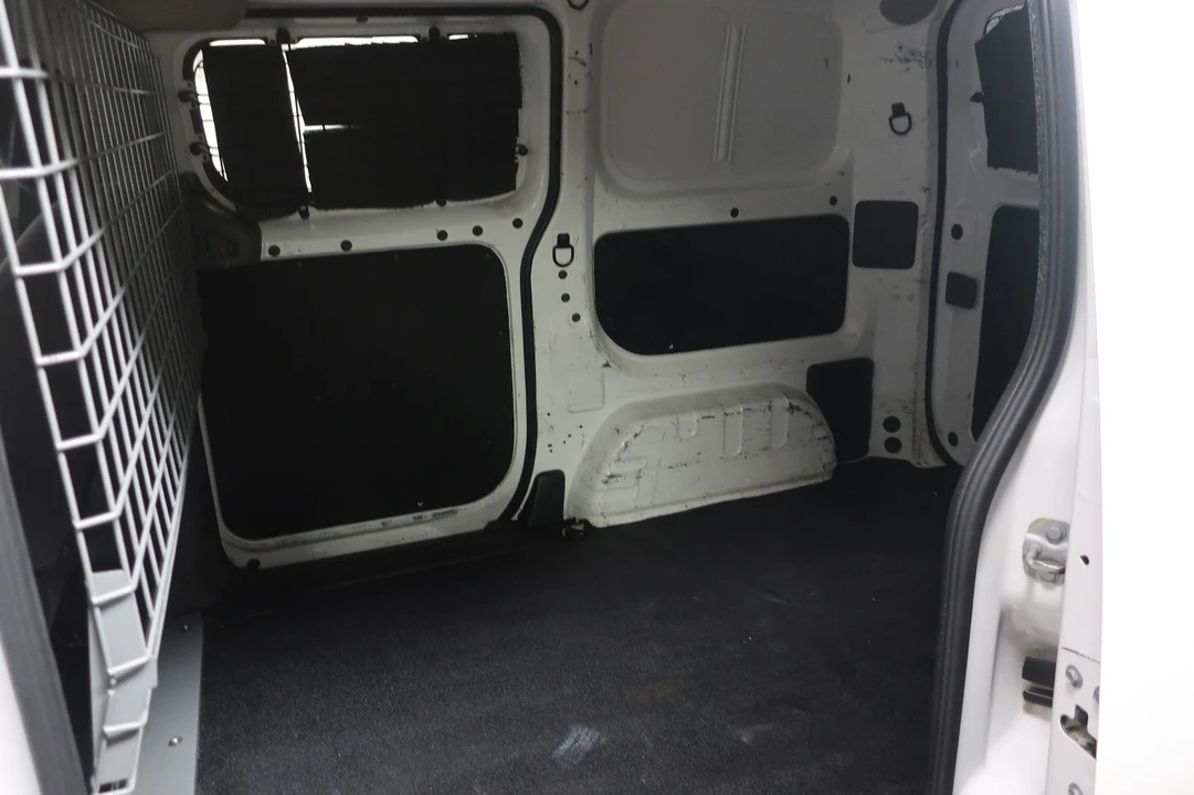 2020 Nissan NV - Image 9 of 20