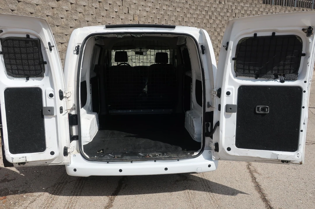 2020 Nissan NV - Image 7 of 20