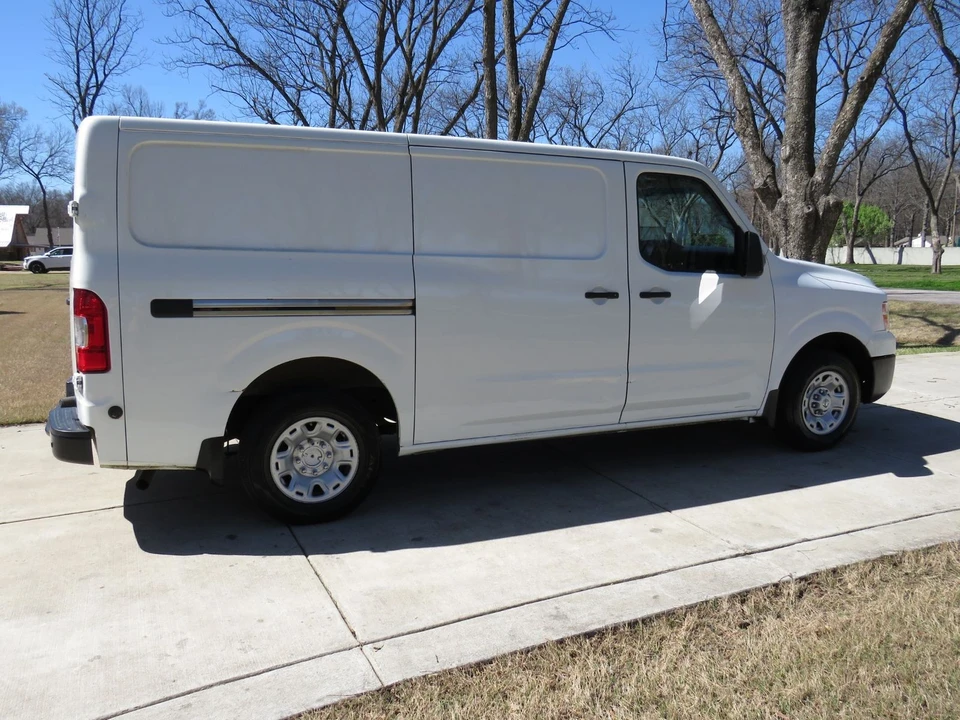 2020 Nissan NV2500 - Image 8 of 12