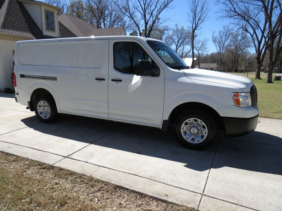 2020 Nissan NV2500 - Image 2 of 12