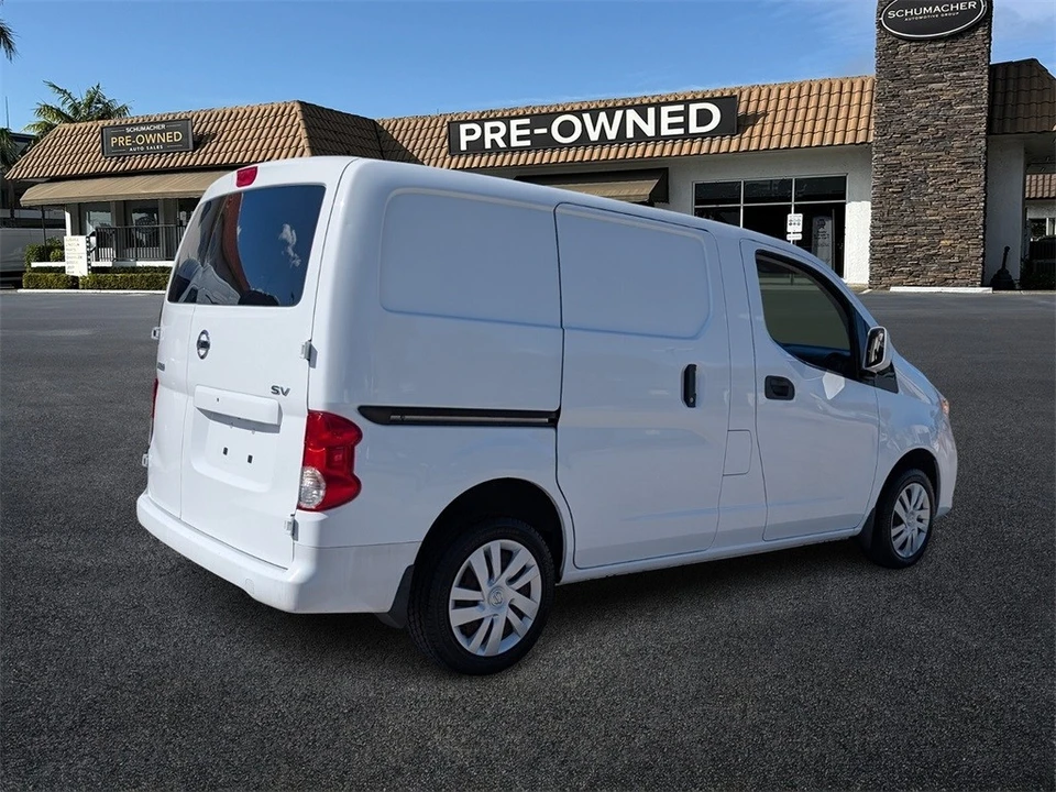 2020 Nissan NV - Image 7 of 12