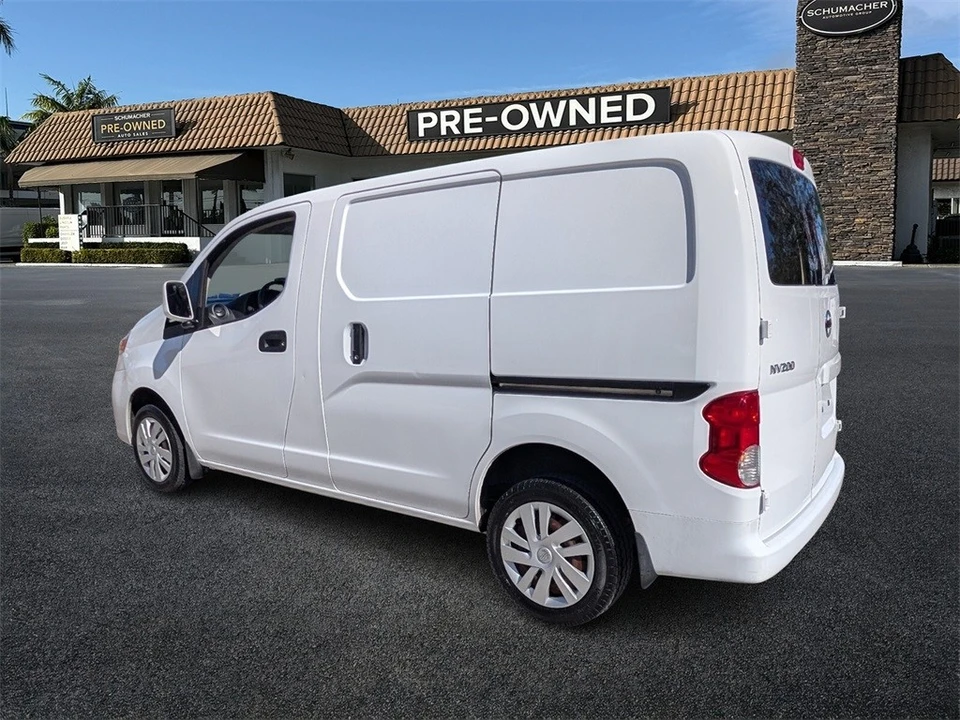 2020 Nissan NV - Image 5 of 12