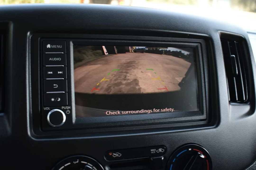 2020 Nissan NV - Image 15 of 21