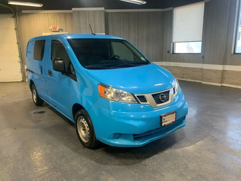 2020 Nissan NV - Image 8 of 12