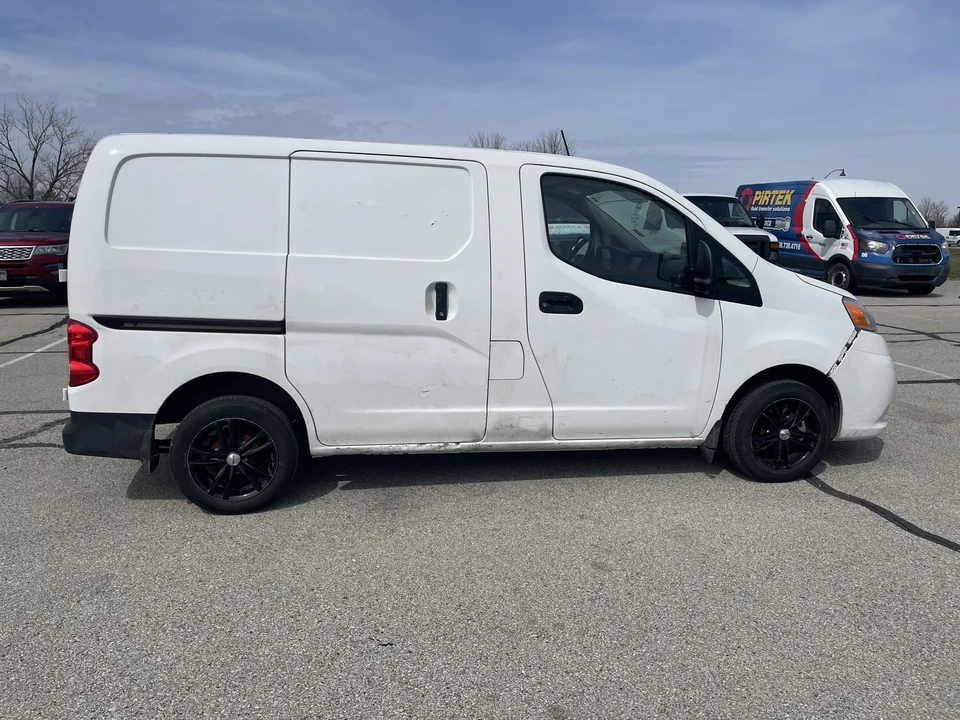 2020 Nissan NV - Image 9 of 21